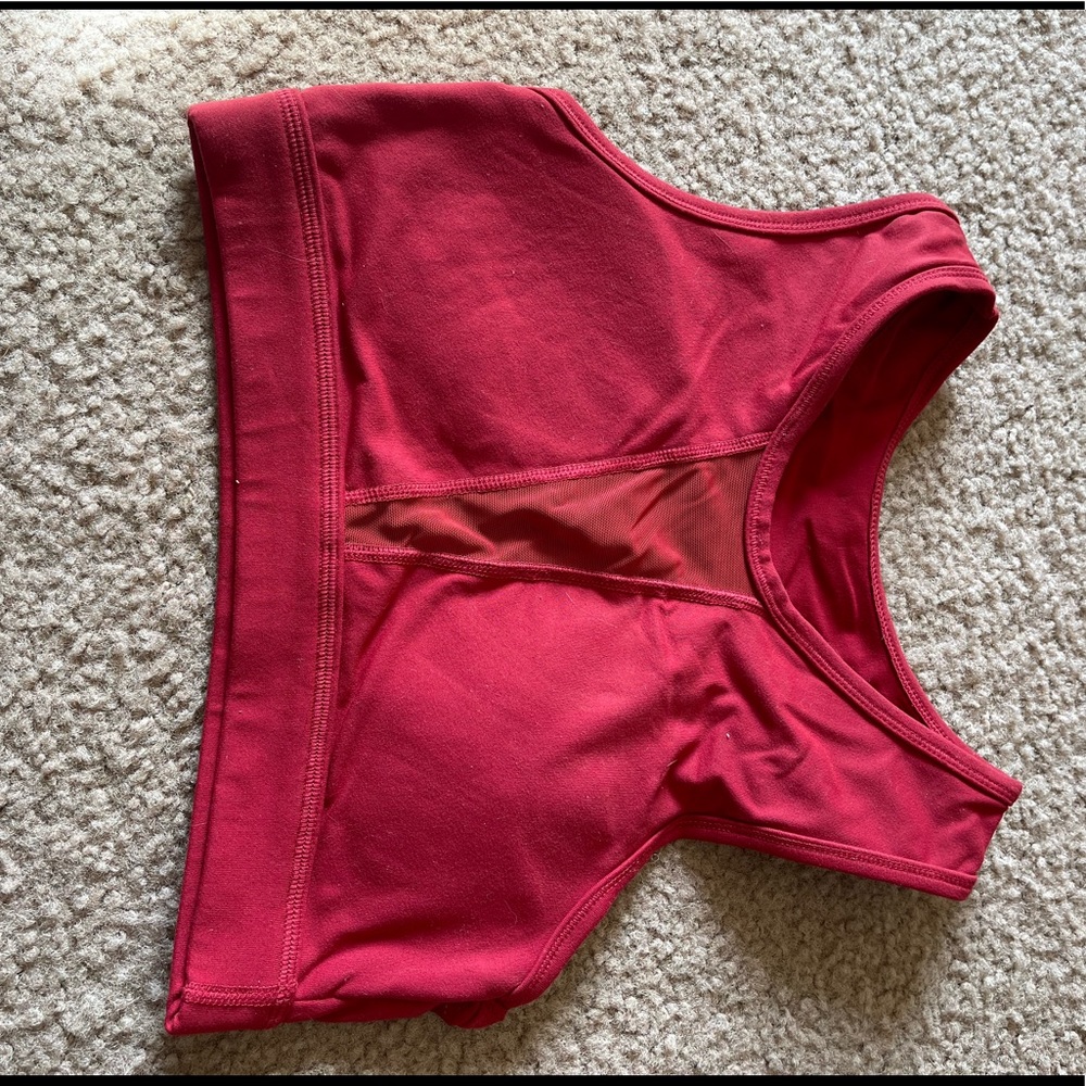 Alphalete sports bra